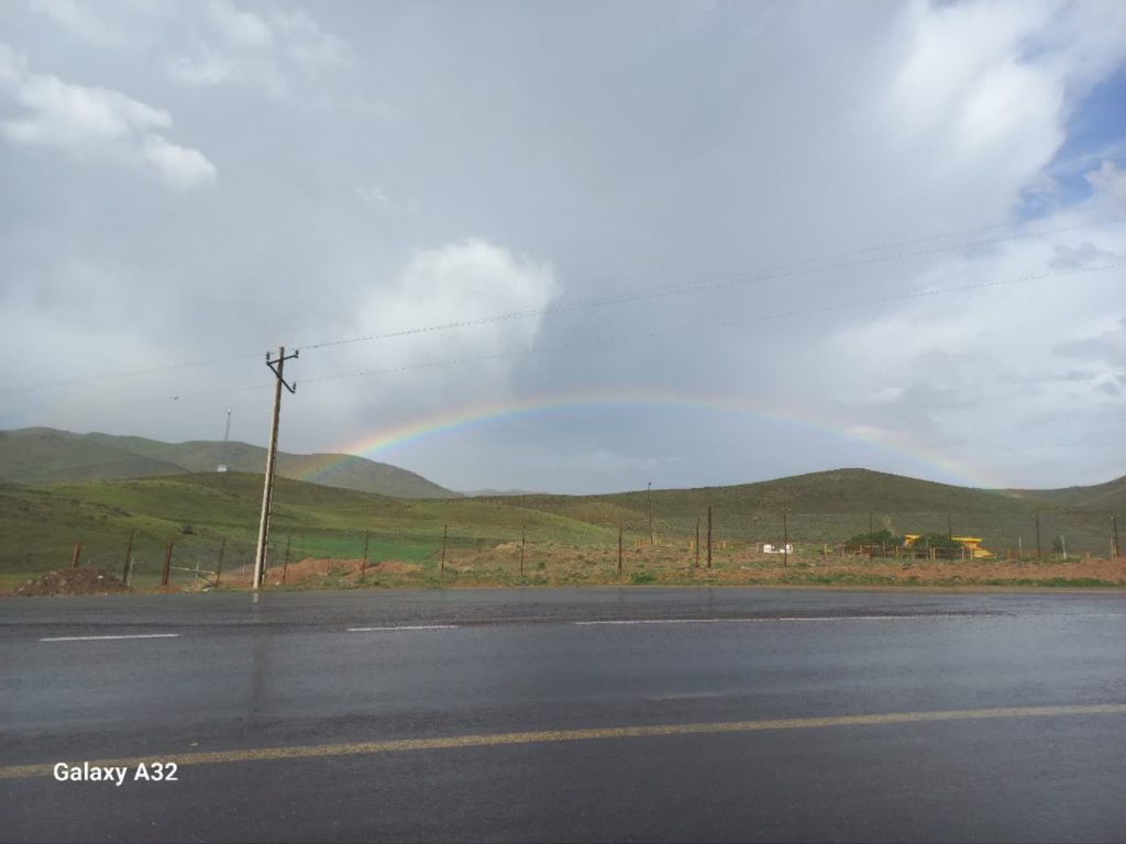 رنگین کمان زیبا در روستای همایون